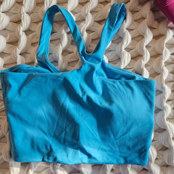 Lululemon bra tops XXS never or barely worn - Picture 3 of 5